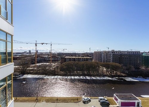 Через год через реку Ждановку будут красивые современные дома